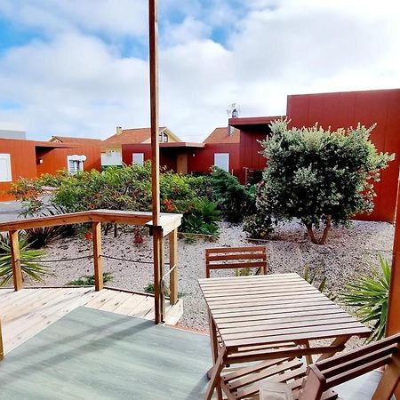 Family Surf Home - Bungalow 4 Santo Isidoro المظهر الخارجي الصورة